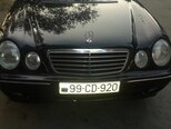 Mercedes E 320