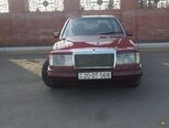 Mercedes E 200