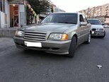 Mercedes C 240