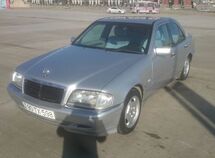 Mercedes C 240