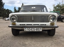 LADA (VAZ) 21013