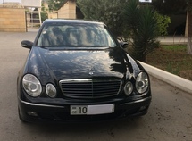 Mercedes E 320