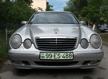 Mercedes E 220