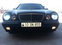 Mercedes E 320