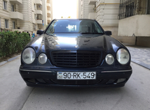 Mercedes E 320