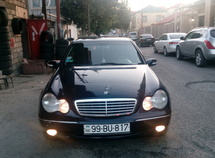Mercedes C 240