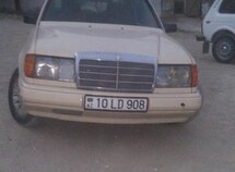 Mercedes E 200