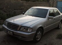 Mercedes C 200