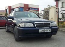 Mercedes C 200