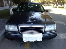 Mercedes C 200