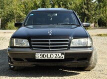Mercedes C 240
