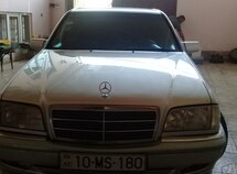 Mercedes C 180