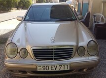 Mercedes E 220