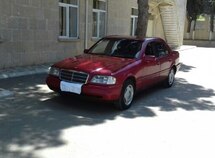Mercedes C 180