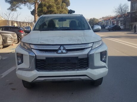 Mitsubishi L 200