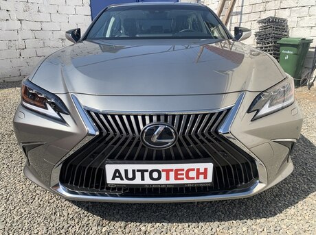 Lexus ES 250