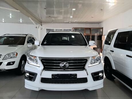 Lexus LX 570