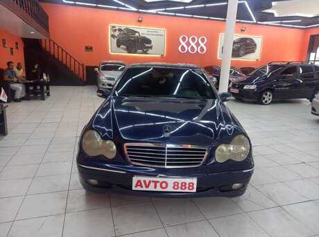 Mercedes C 240