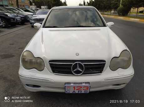 Mercedes C 240