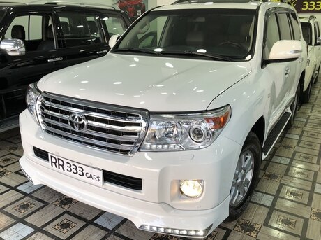 Toyota Land Cruiser