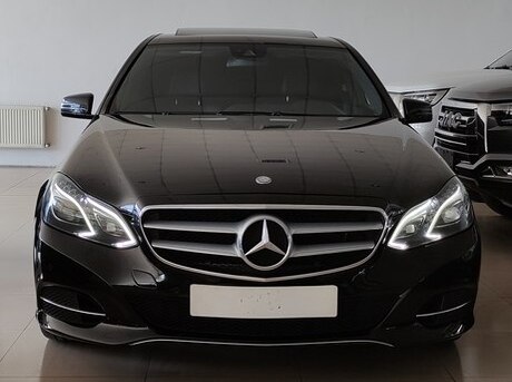 Mercedes E 200