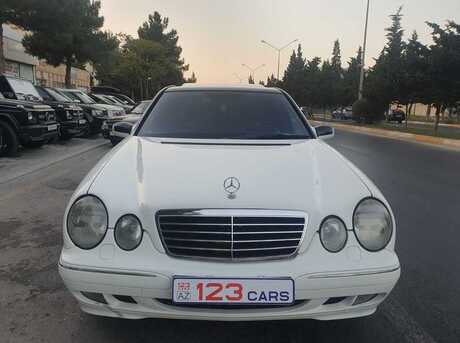 Mercedes E 320