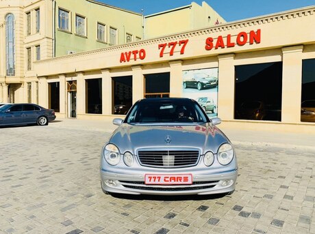 Mercedes E 240