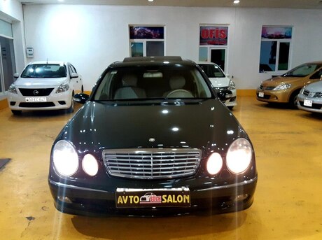 Mercedes E 240