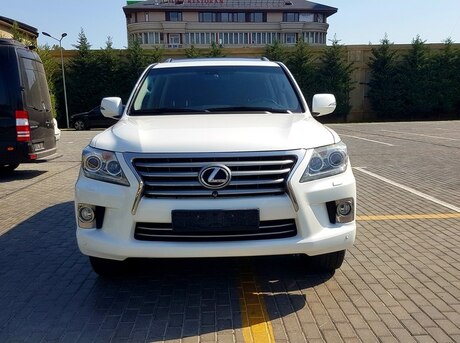 Lexus LX 570