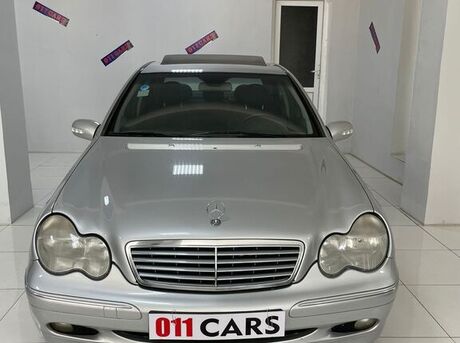 Mercedes C 240