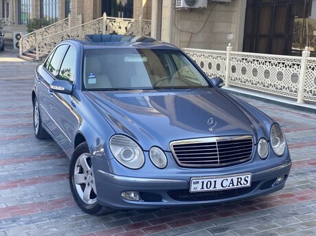 Mercedes E 320