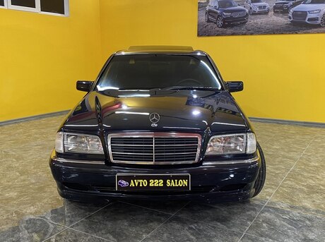 Mercedes C 240