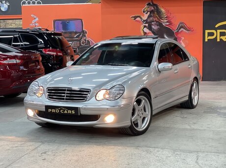 Mercedes C 240