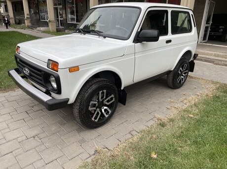 LADA (VAZ) Niva