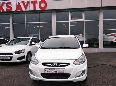 Hyundai Accent