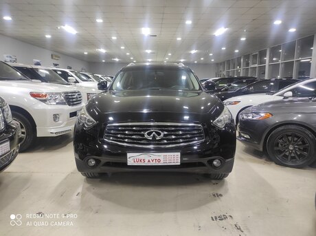 Infiniti FX35