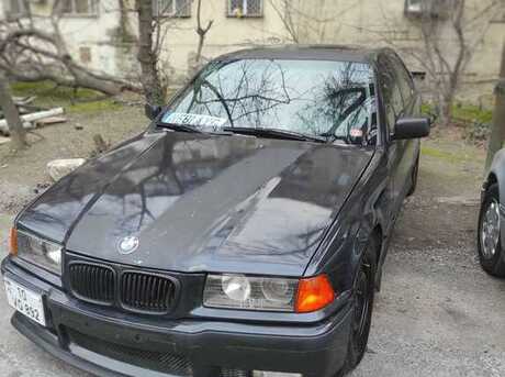BMW 320 1993