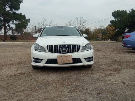 Mercedes C 180 2014
