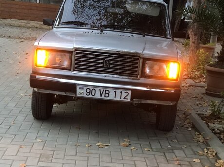 LADA (VAZ) 2107 2010