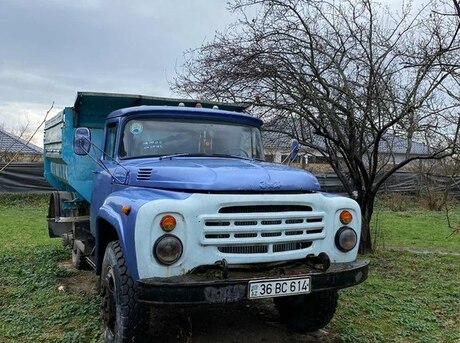 ZIL 130