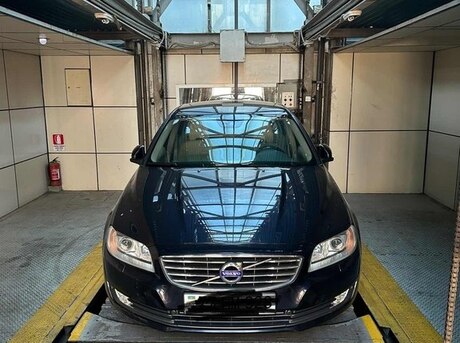 Volvo S 80
