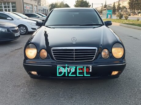Mercedes E 320
