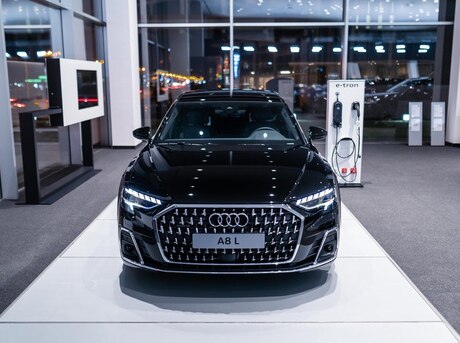 Audi A8