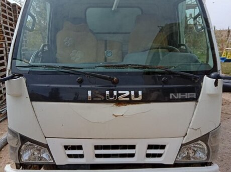 Isuzu NHR 55 E