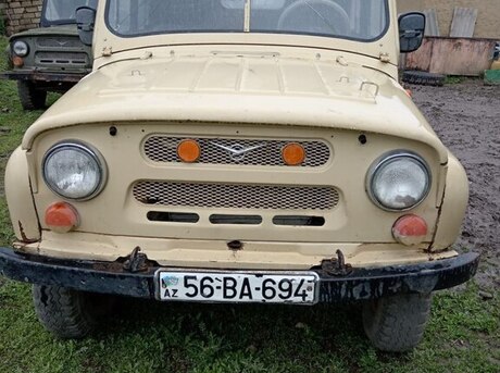 UAZ 31512