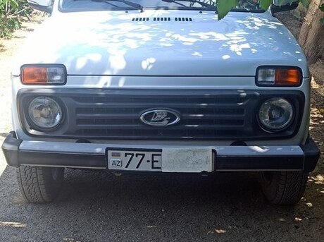 LADA (VAZ) Niva