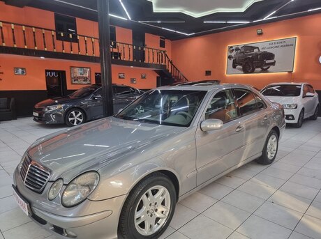 Mercedes E 320
