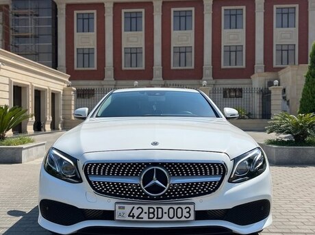 Mercedes E 220