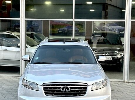Infiniti FX35