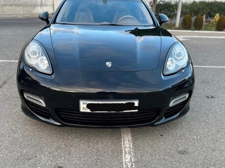Porsche Panamera Turbo